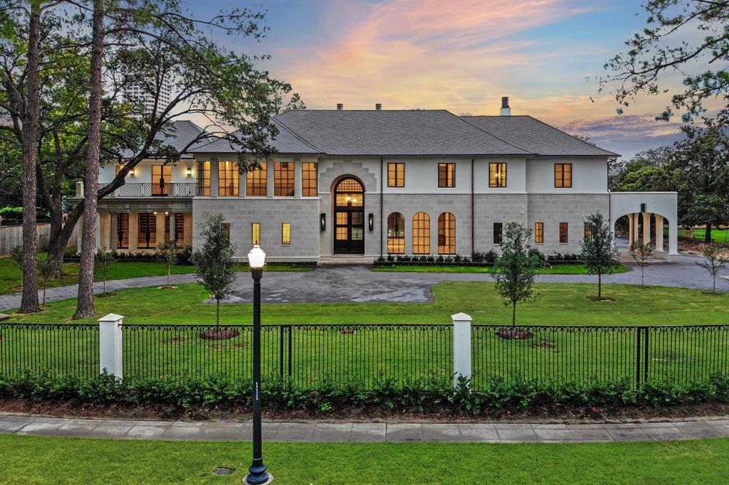 Global Collective Real Estate Houston River Oaks